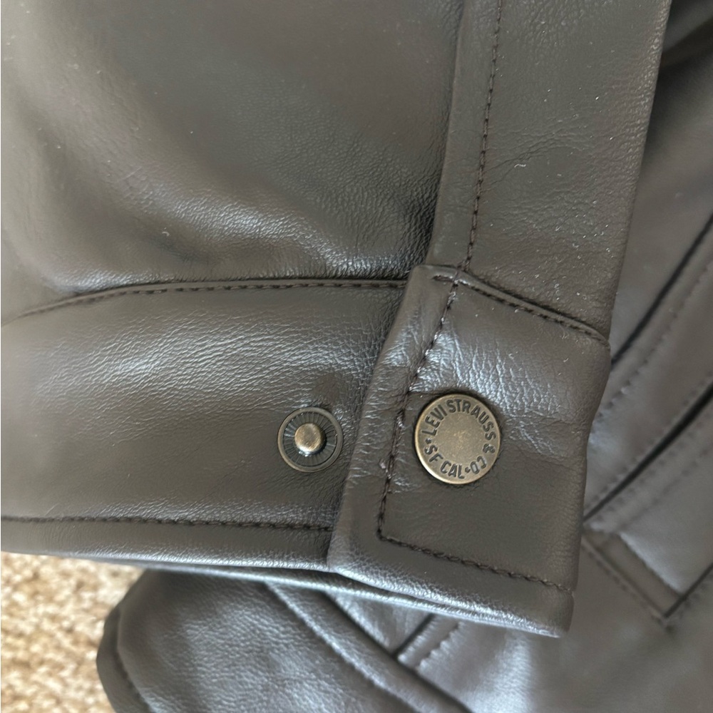 Levi's Faux-Leather Trucker with Jersey Hood & Fleece Lining Dark Brown Mens M - Picture 4 of 8